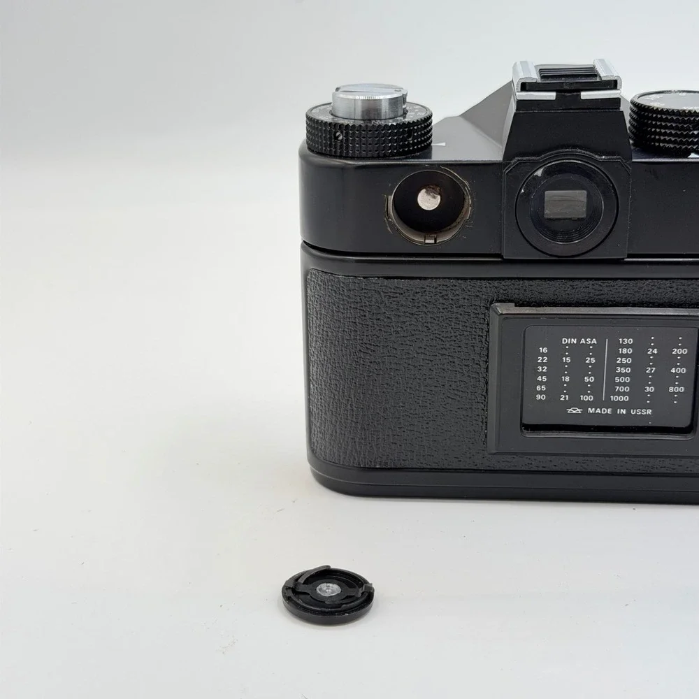 Zenit TTL 35mm Film SLR Camera Body Vintage Made in USSR M42 Mount Black